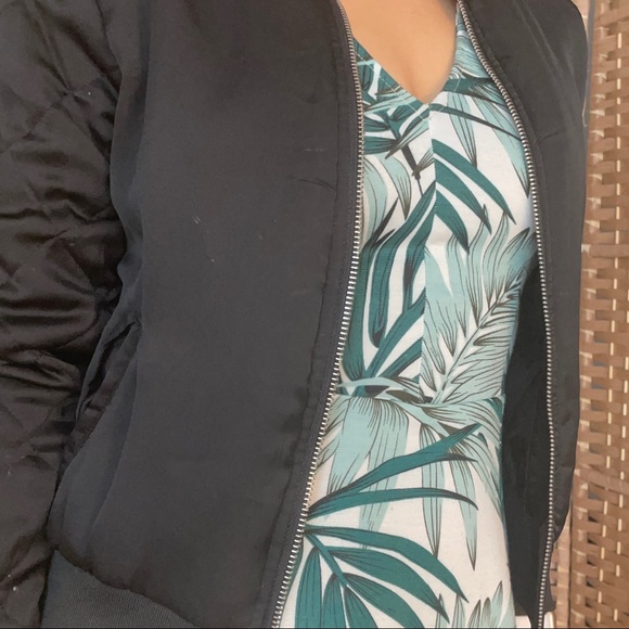 Black Bomber Jacket (slight crop) - Genuine People - Size S - Picture 3 of 7